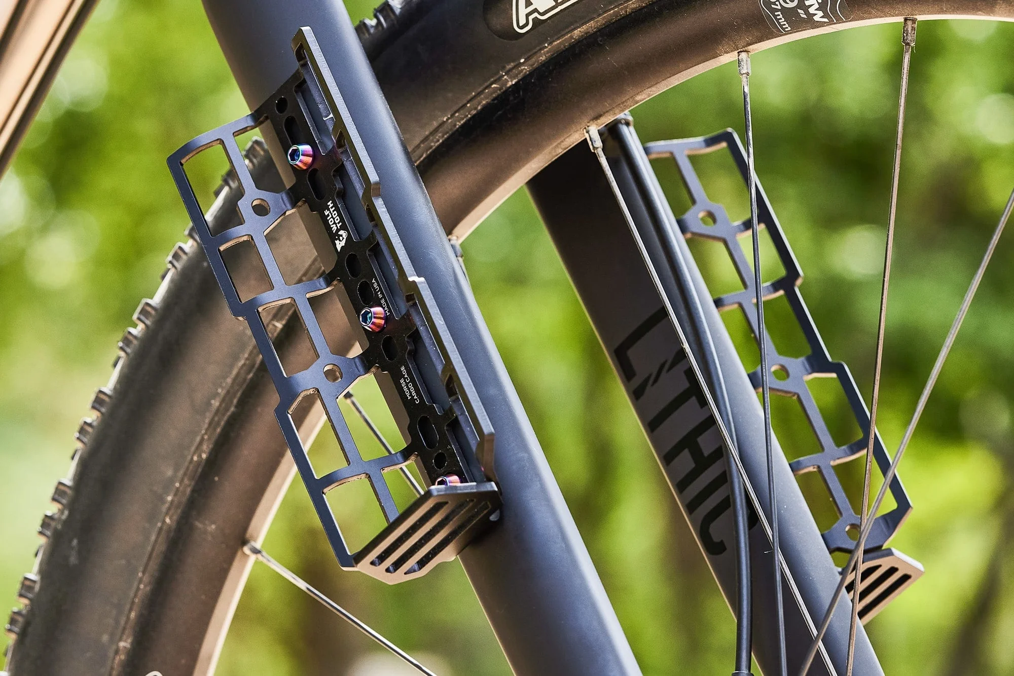 WOLF TOOTH Components Morse Cargo Cage with Straps