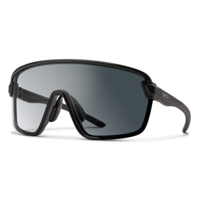SMITH Bobcat Matte Black + ChromaPop Photochromic Clear To Gray