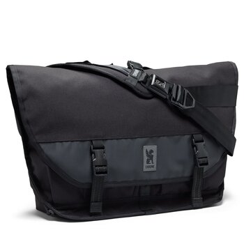 CHROME INDUSTRIES Citizen 24L Messenger Bag - Black