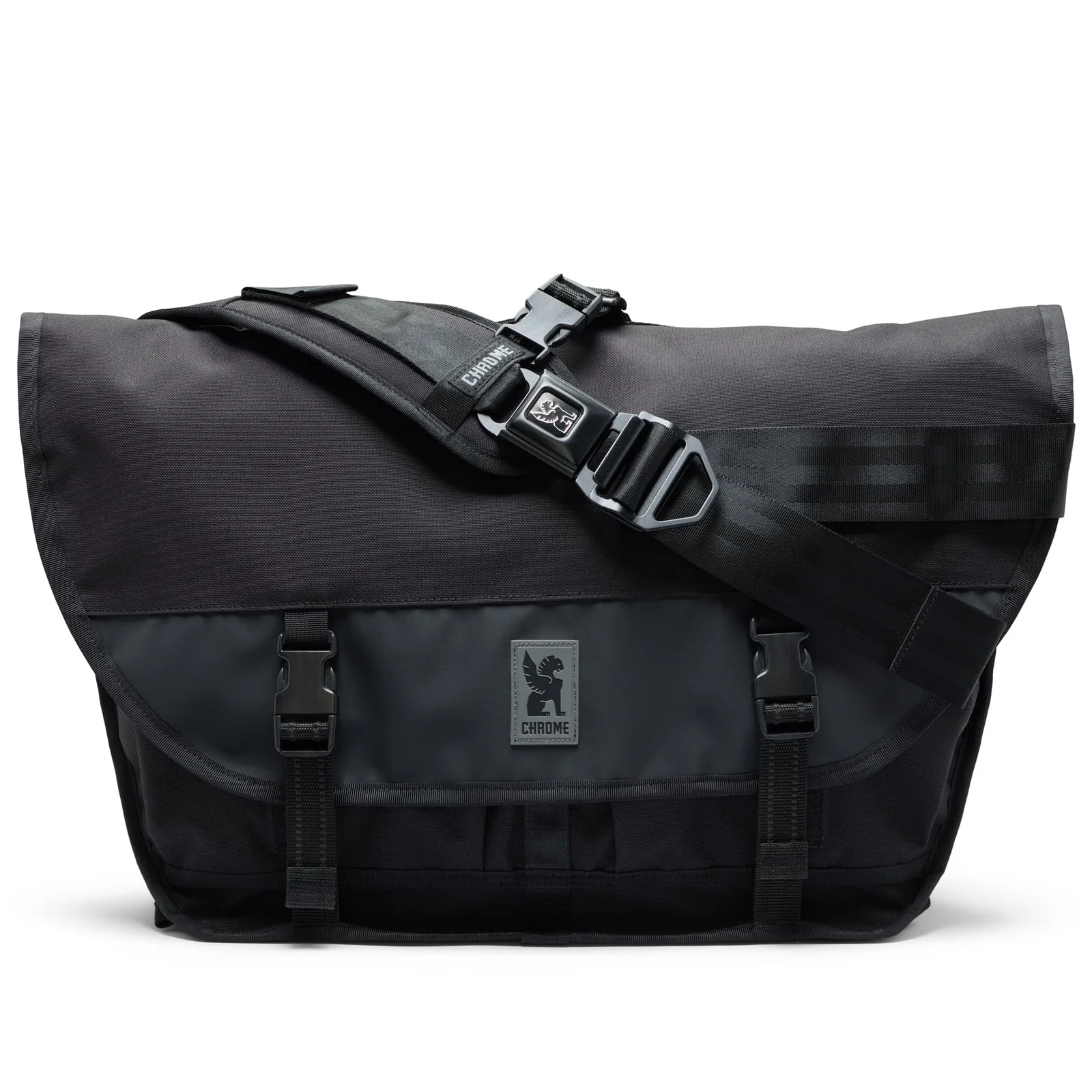 CHROME INDUSTRIES Citizen 24L Messenger Bag - Black