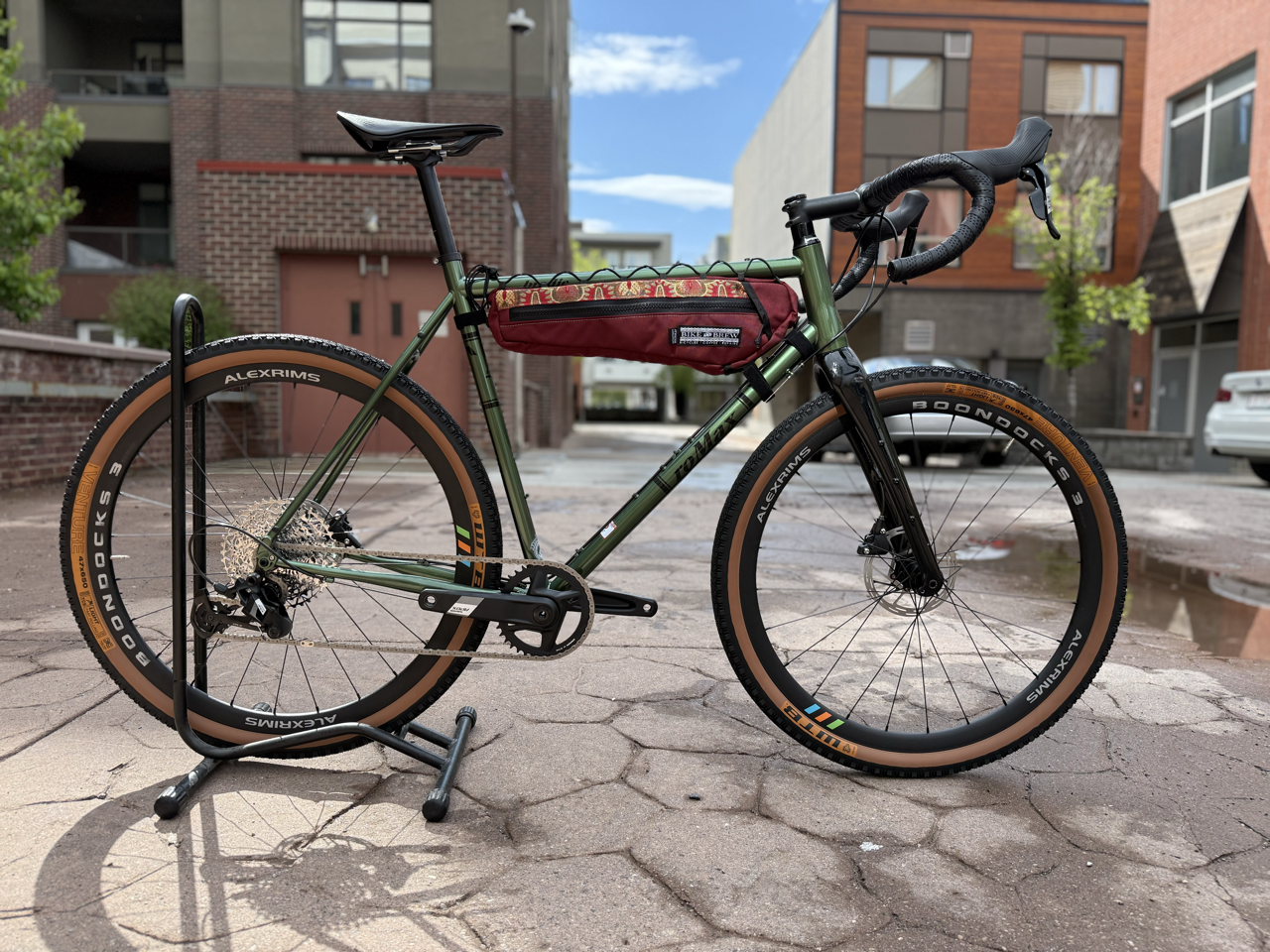 ATWATER ATELIER x B&B - Expedition Frame Bag - Armenian Burgundy