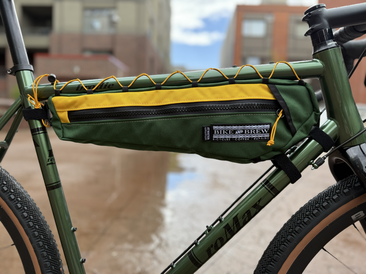 ATWATER ATELIER x B&B - Expedition Frame Bag - Green/Yellow