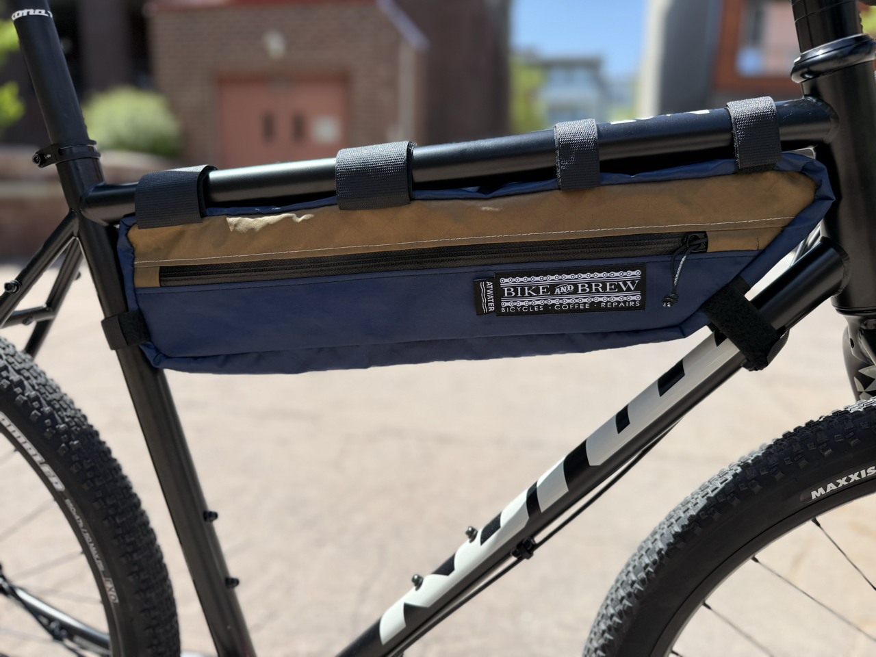 ATWATER ATELIER x B&B - Half Frame Bag - Navy/Coyote