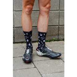 BIKE AND BREW Tech Sock - Party Print