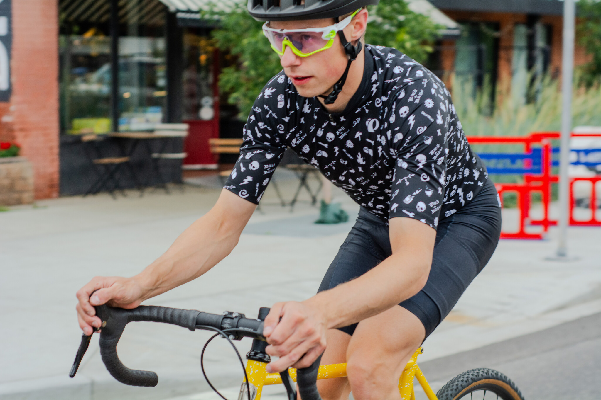PEARL IZUMI Bike and Brew Attack Jersey - Party Print