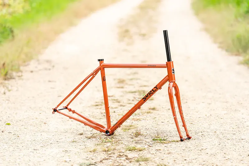 Surly Straggler 2.1 | Shaggy Carpet - Bike and Brew
