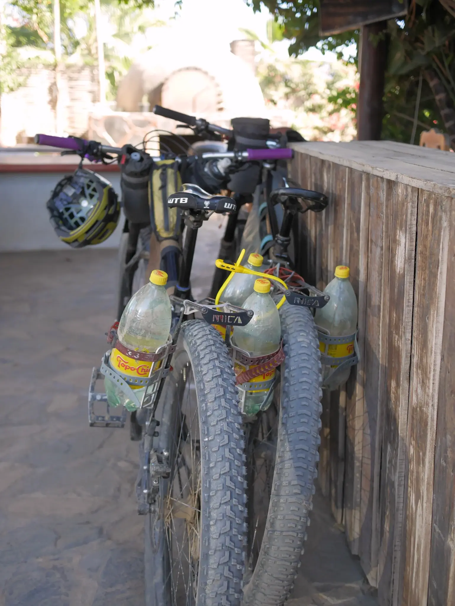 MICA Sideburns Cargo Cage