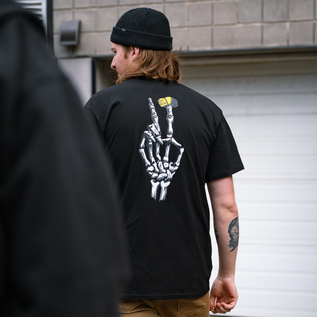 BIKE AND BREW Bike and Brew T-Shirt | Peace Out