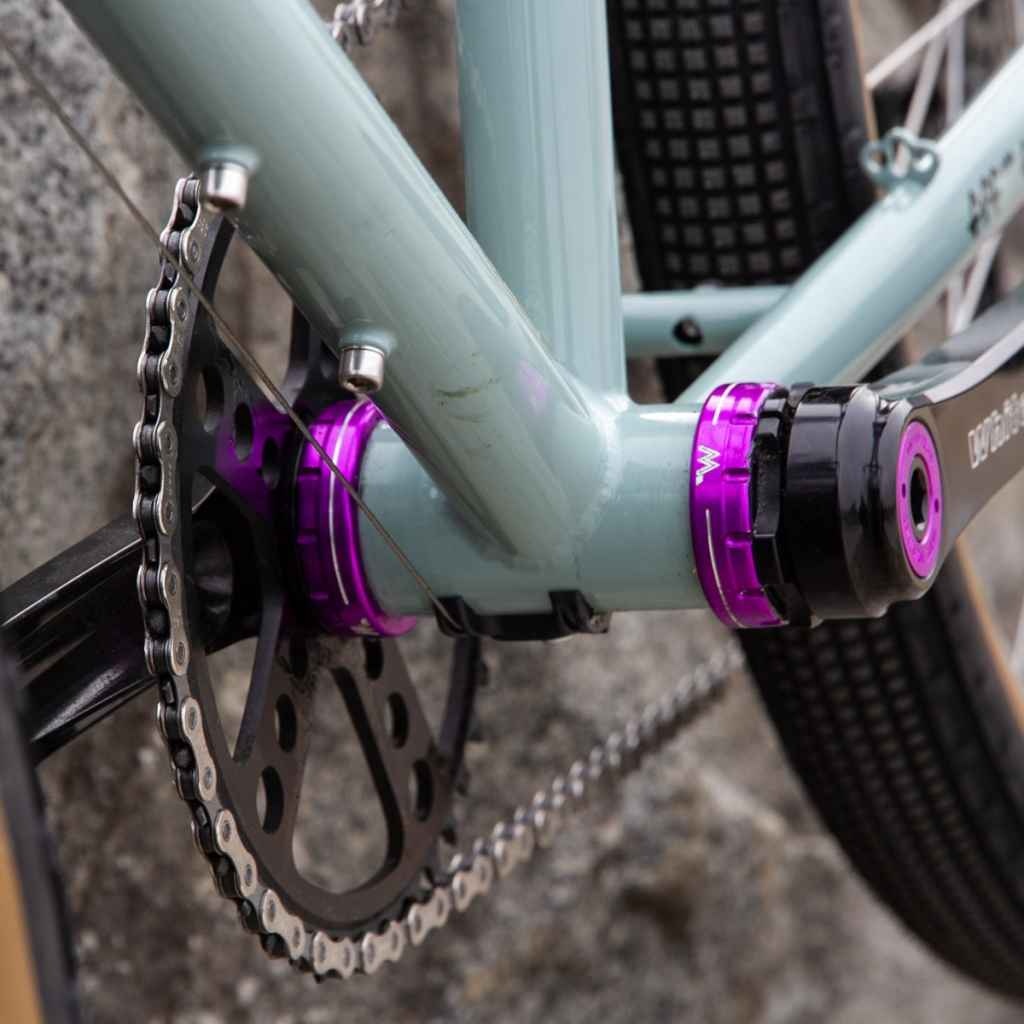 WHITE INDUSTRIES External BSA Bottom Bracket | BB30| Purple