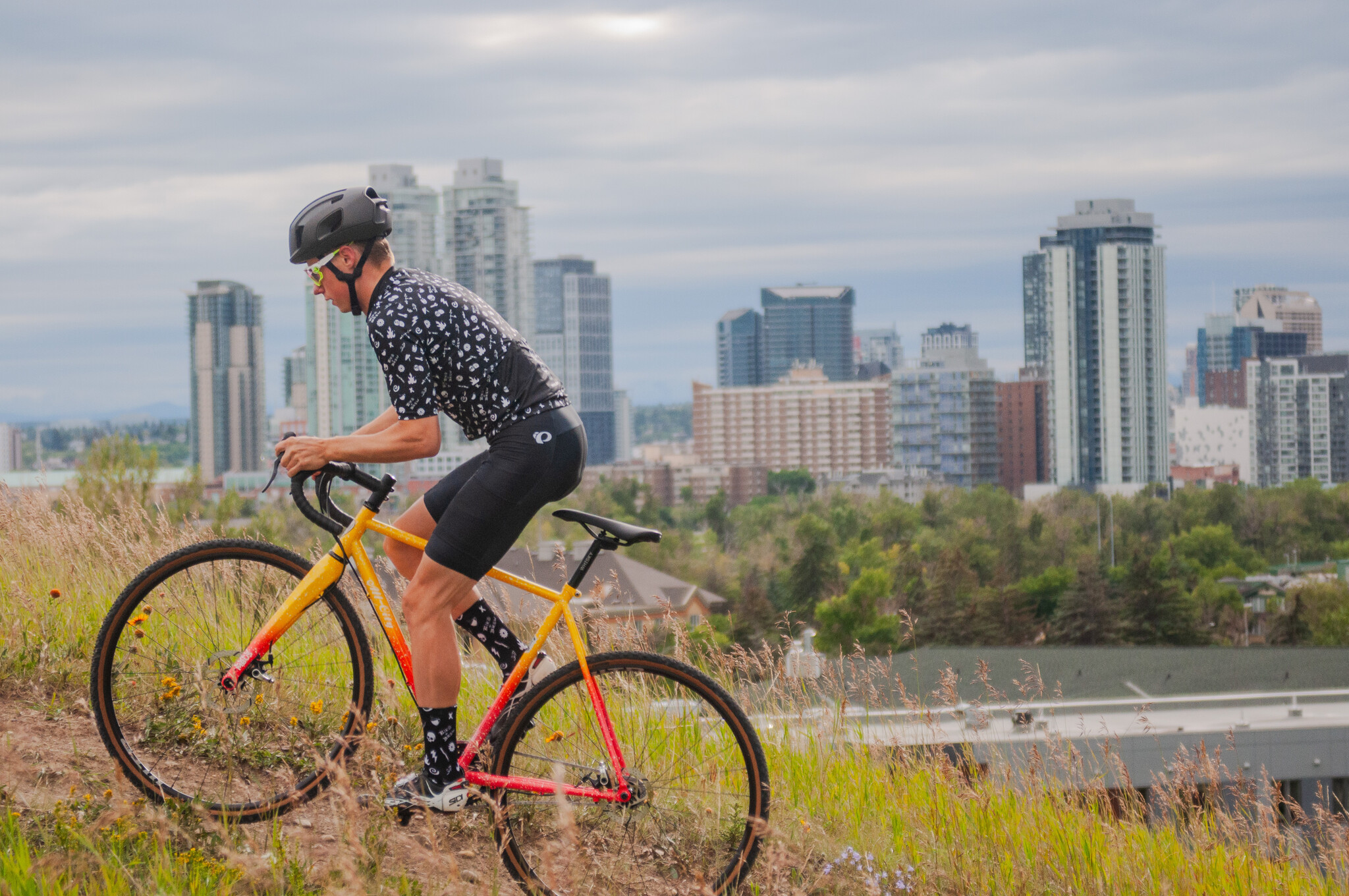 PEARL IZUMI Attack Air Short x Bike and Brew