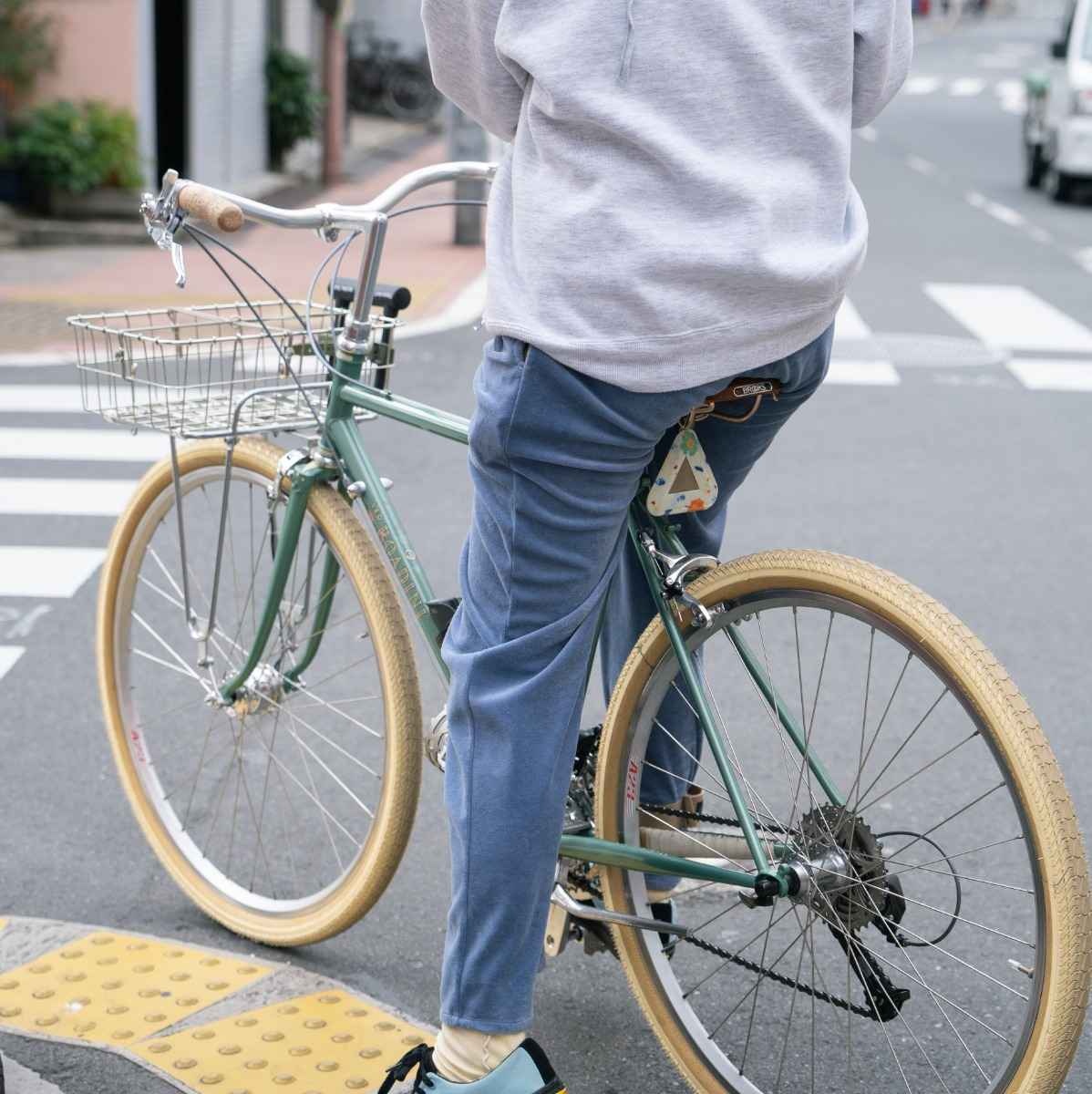 BLUE LUG Triangle Reflector