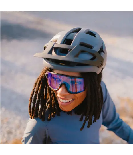 Women's Apparel - Bike and Brew