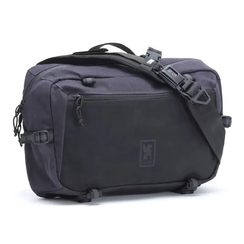CHROME KADET MAX 15L ブラック Chrome Industries | Kadet Max 15L Sling Bag | Bike and Brew