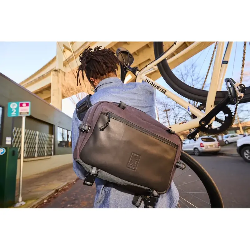 Chrome Industries | Kadet Max 15L Sling Bag | Bike and Brew