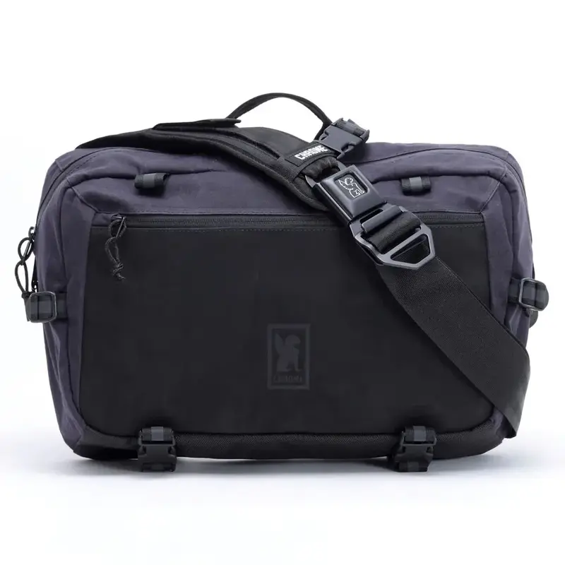 CHROME KADET MAX 15L ブラック Chrome Industries | Kadet Max 15L Sling Bag | Bike and Brew