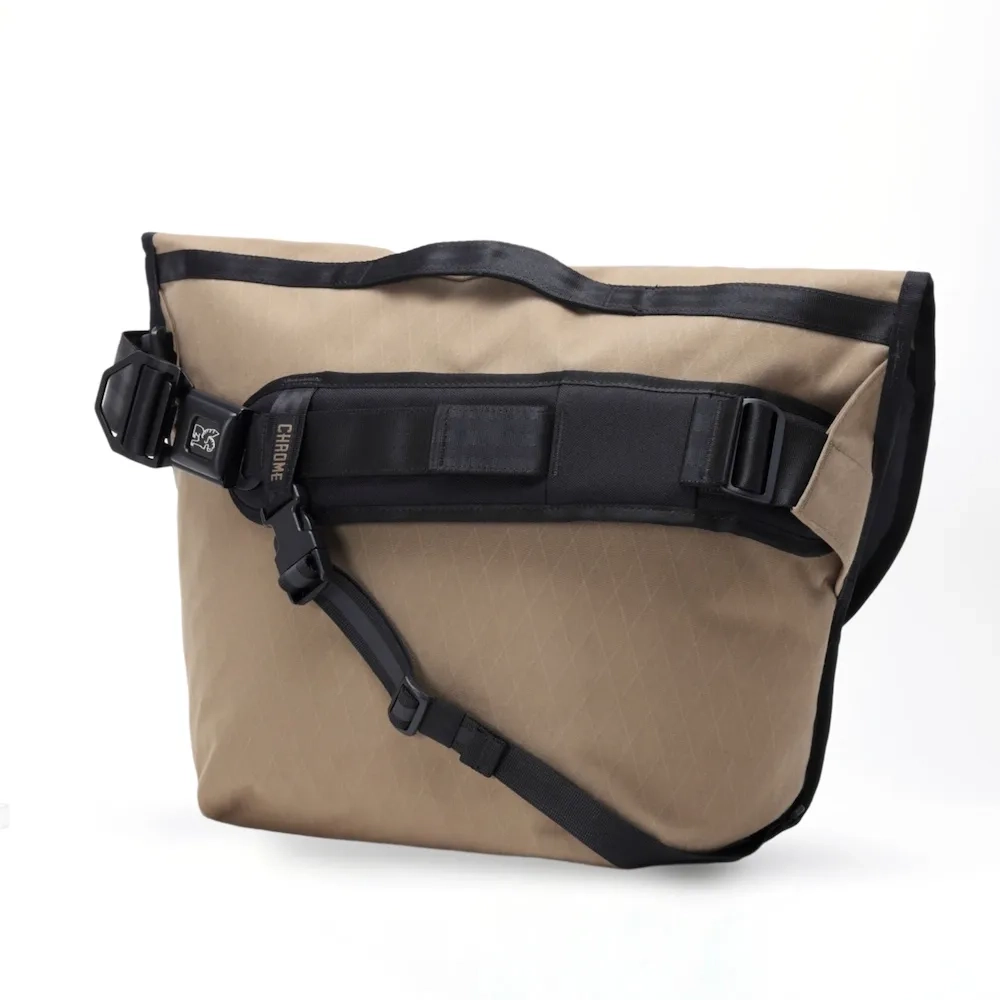 CHROME INDUSTRIES Citizen Messenger Bag 15L