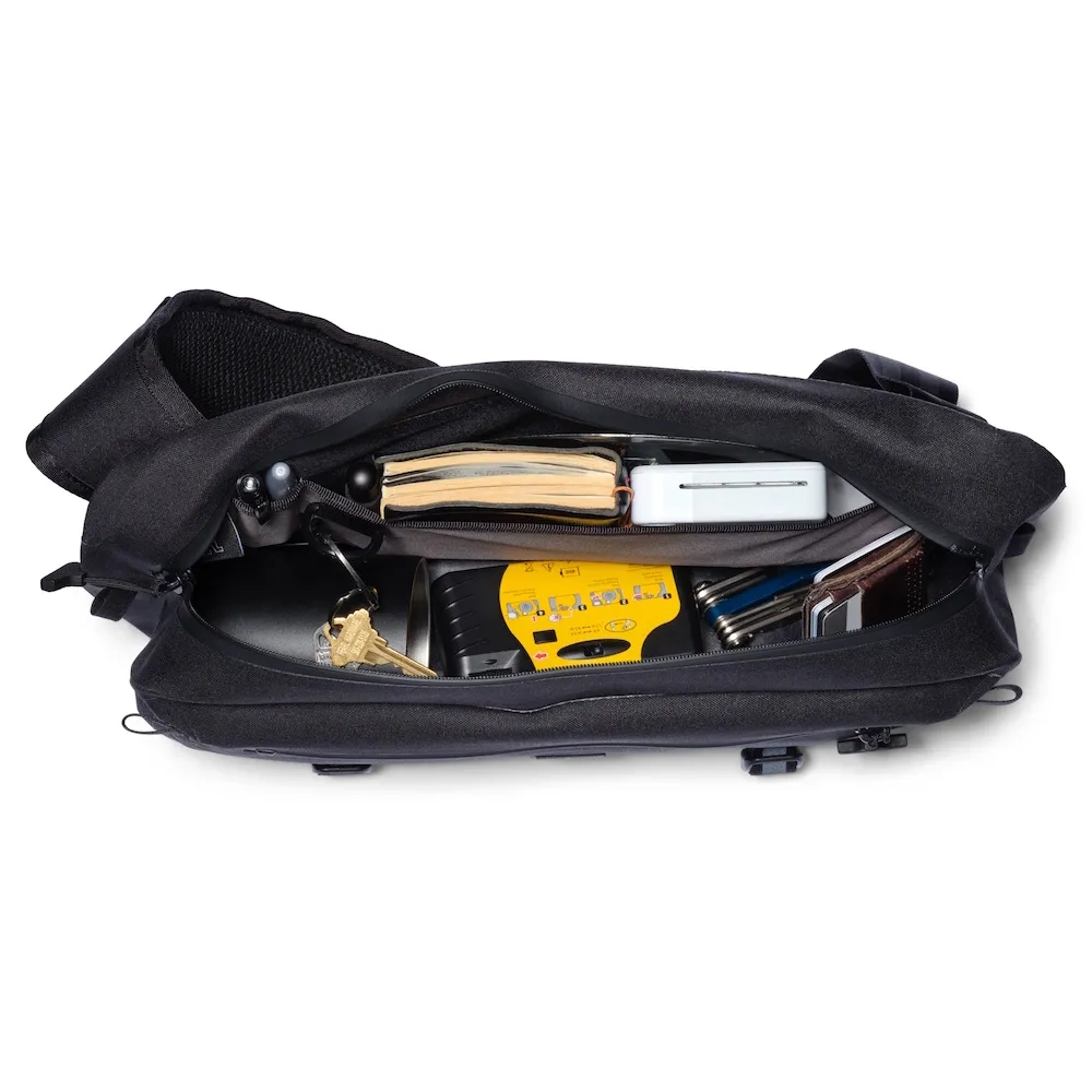 CHROME INDUSTRIES Kadet WP 9L