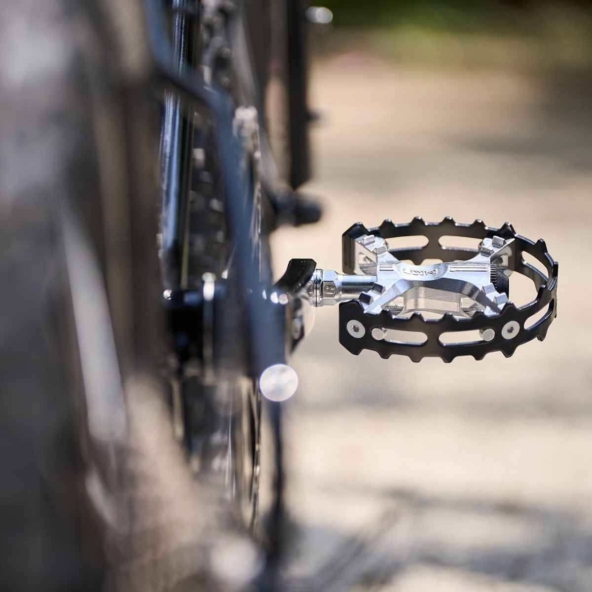 MKS XC-III "Bear-Trap" Pedal // MKS x Blue-Lug