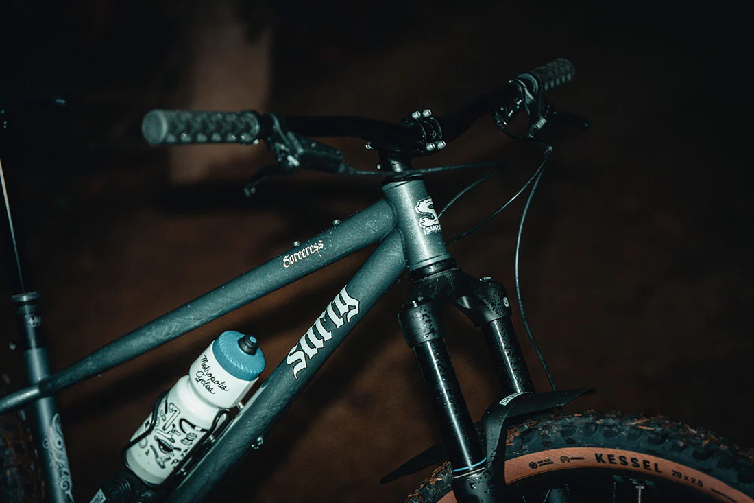 SURLY Sorceress - Single Speed