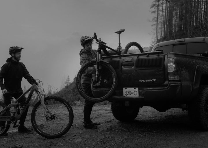 RACE FACE T3 Tailgate Pad