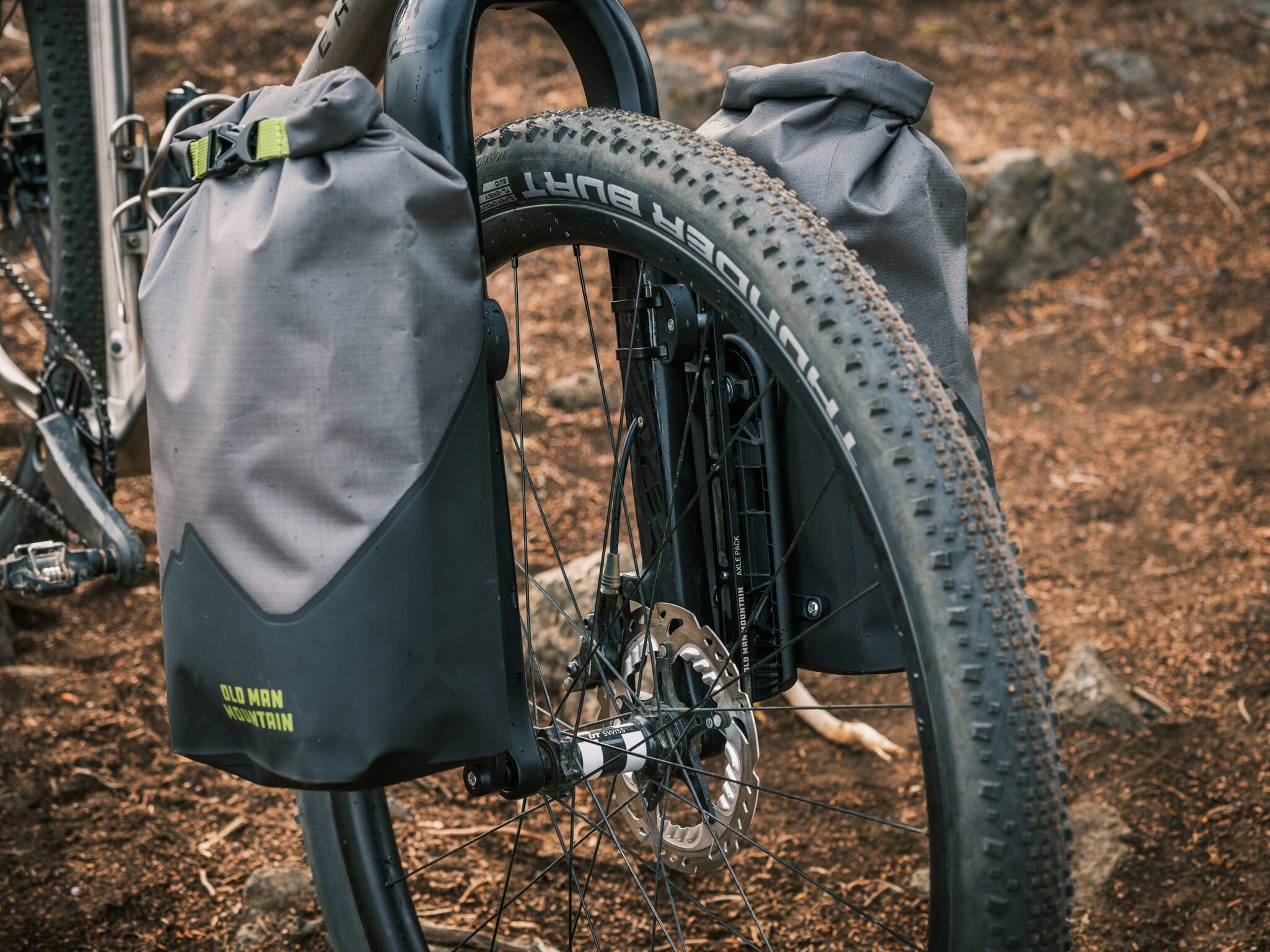 OLD MAN MOUNTAIN Hemlock Bags with FLiP Cages - Pair