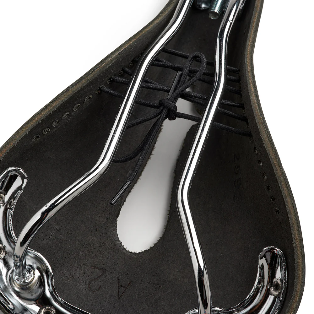 BROOKS ENGLAND B17 Carved Short