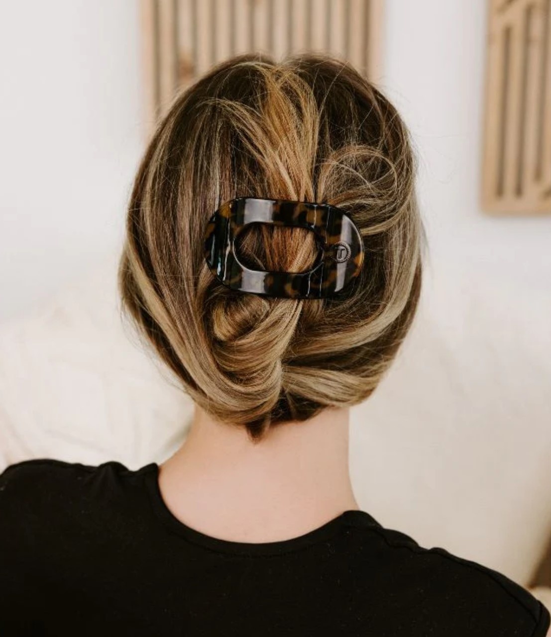 Teleties Small Flat Round Clip Tortoise