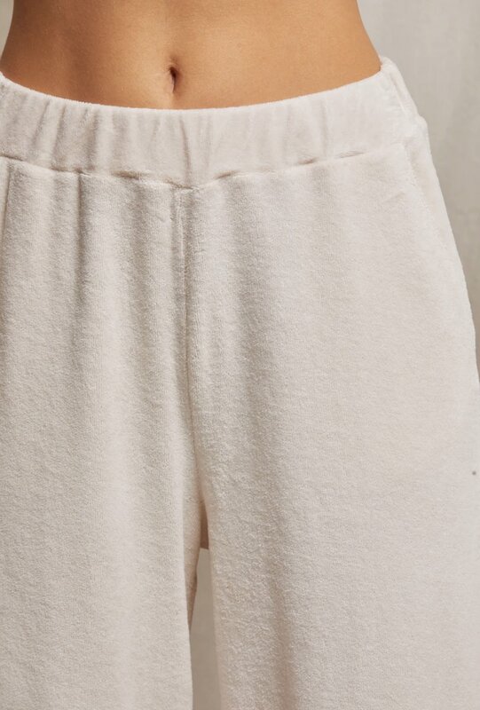 Perfectwhitetee Holly