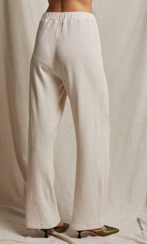 Perfectwhitetee Holly
