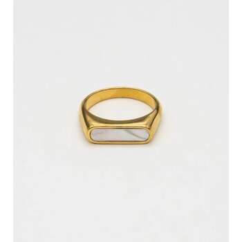 Brenda Grands Shell Ring Bar