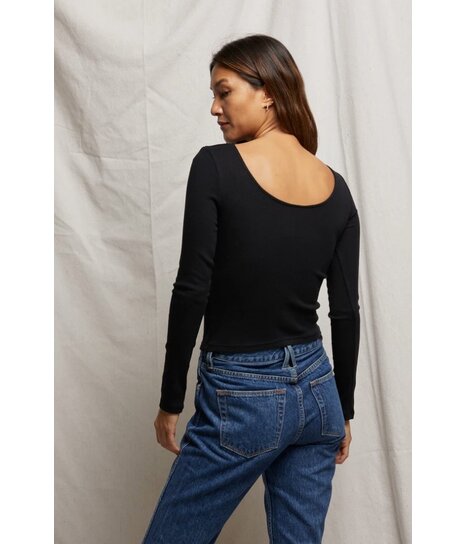 トップス theredthread S heart fit tops black THEREDTHREAD / ザレッドスレッド】S heart fit tops