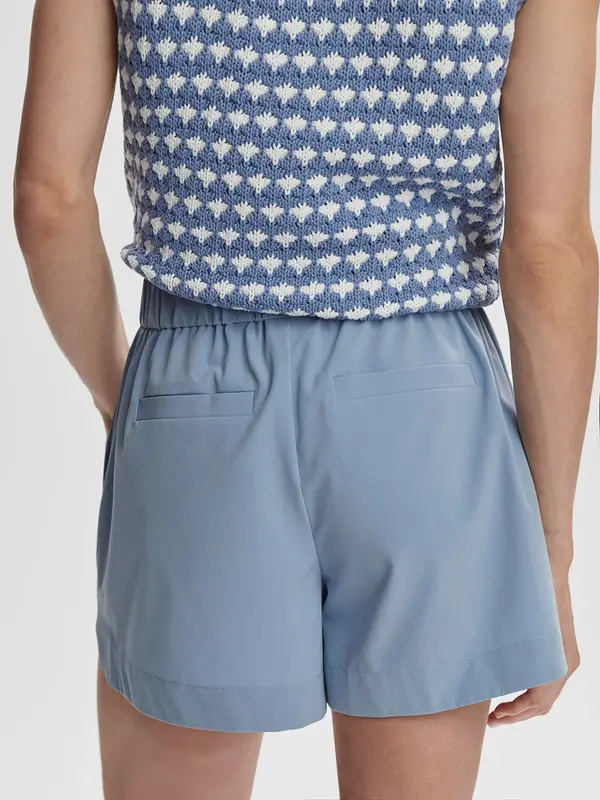 Varley Nila Mid Rise Short