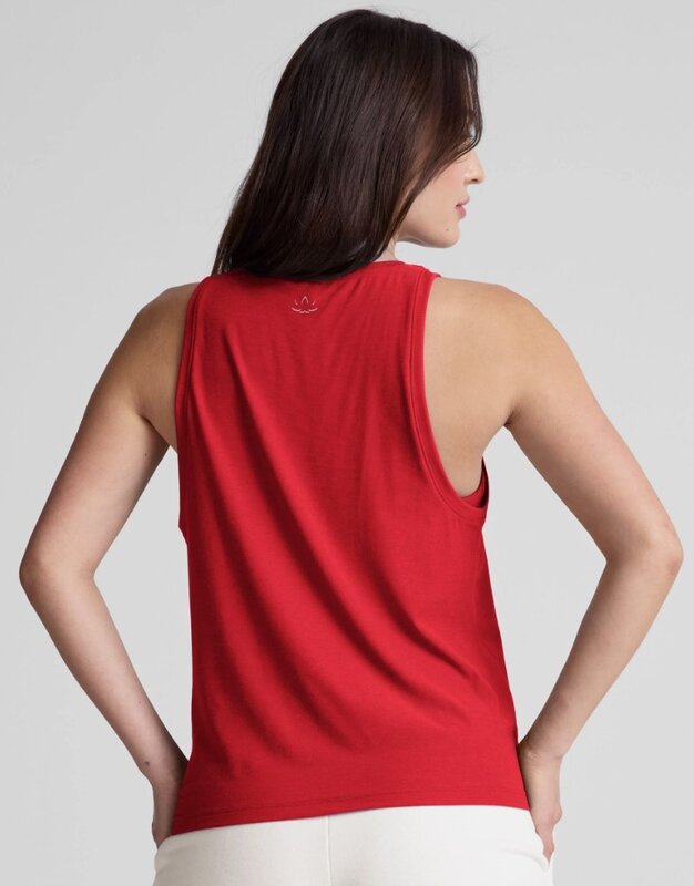 Beyond Yoga Featherweight Rebalance Tank