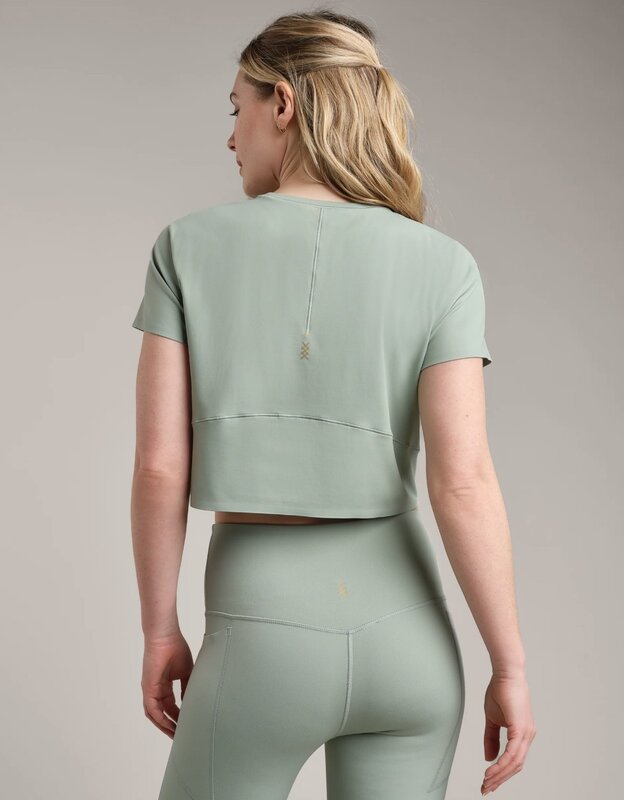 Rhone Serene Cropped Short Sleeve