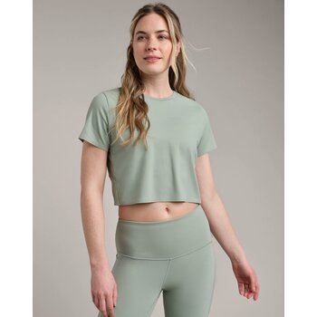 Rhone Serene Cropped Short Sleeve