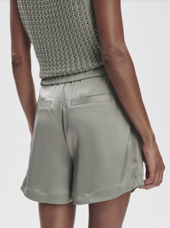 Varley Sarka High Rise Short