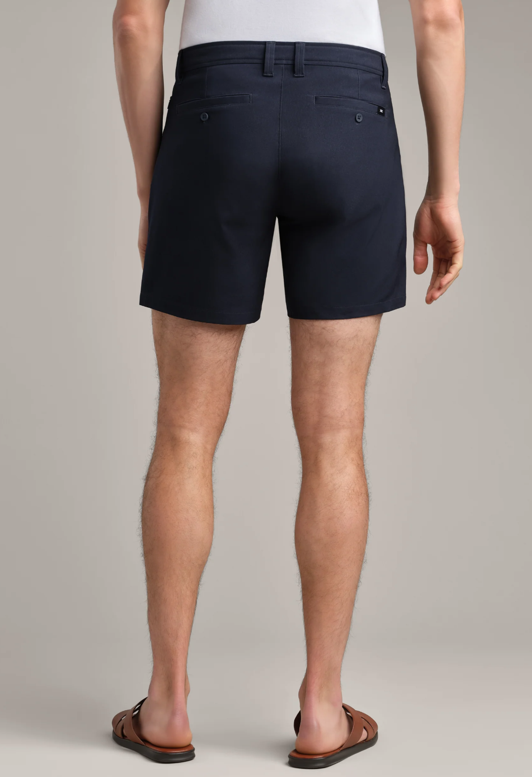 Rhone 7" Nomad Tech Chino Short