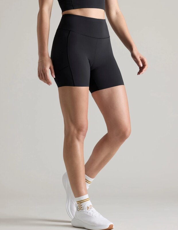 Rhone Revive 6" Short