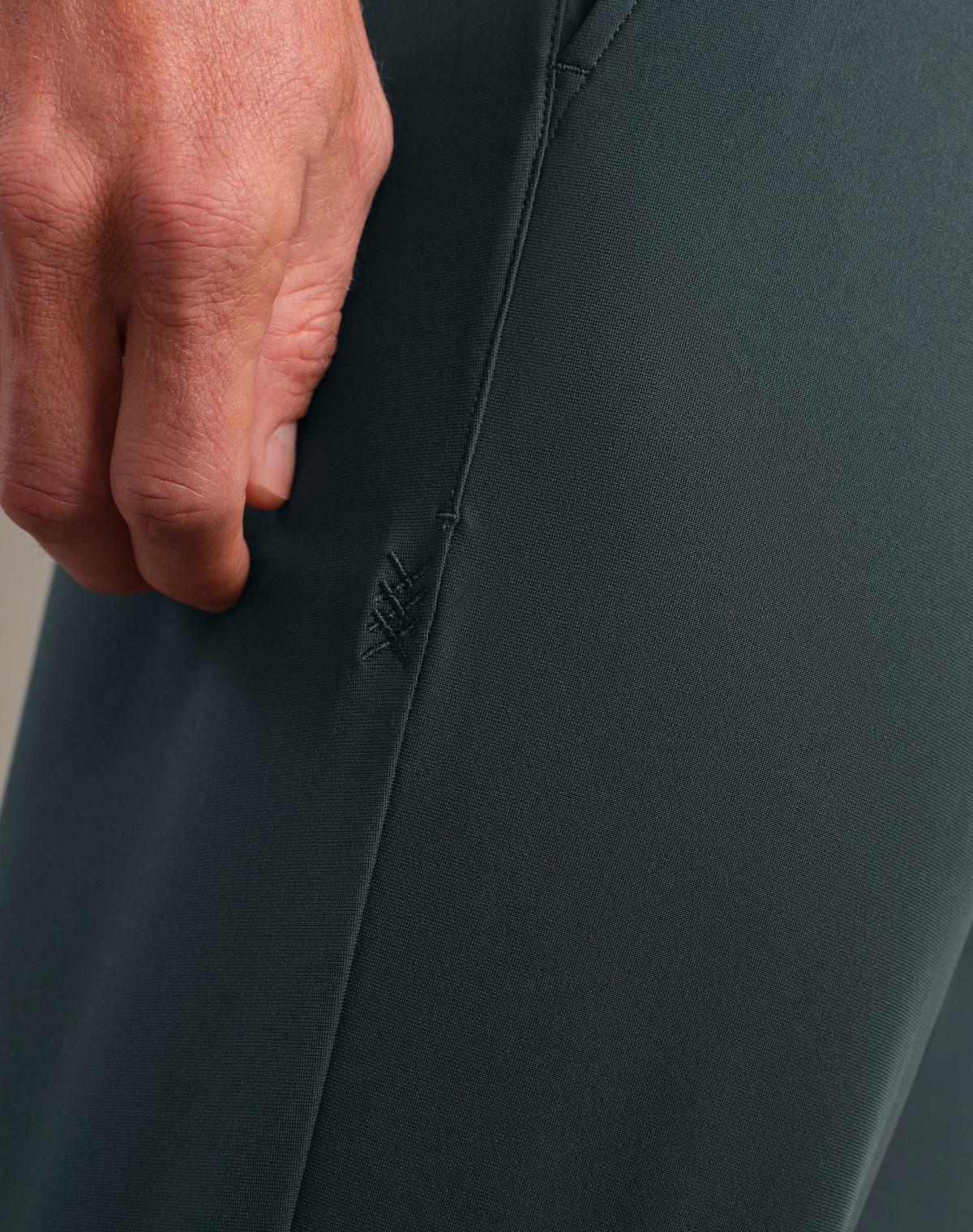 Rhone Commuter Pant Slim