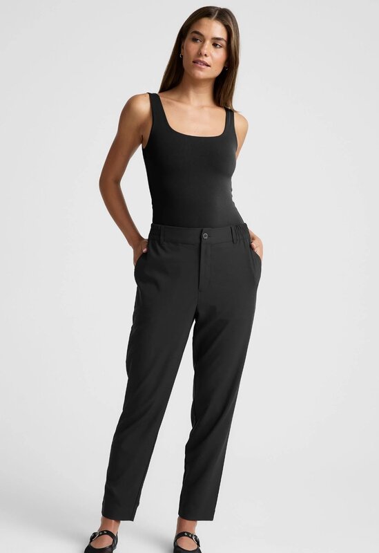 Beyond Yoga Status Tapered Pant