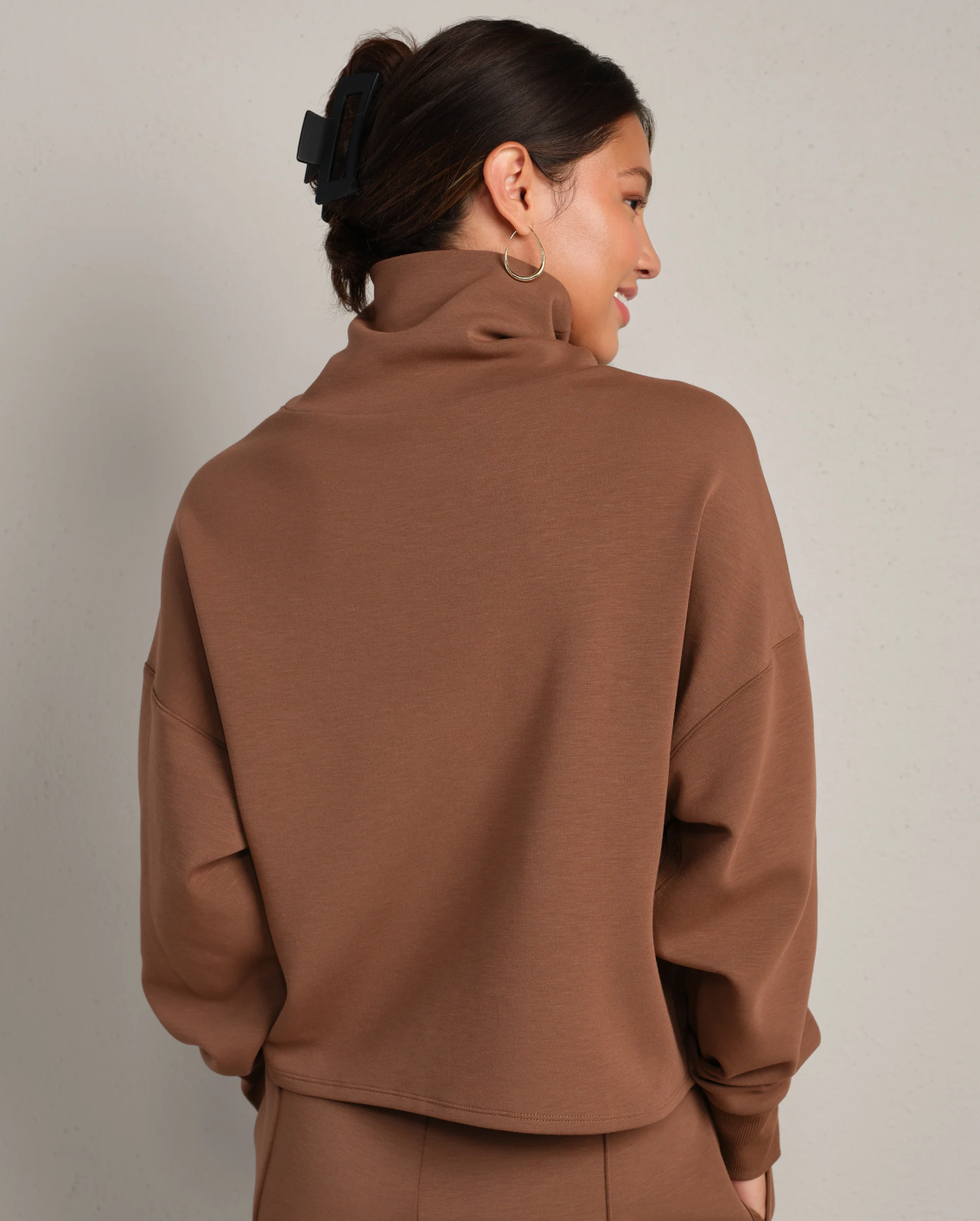 Rhone DreamGlow Mock Neck