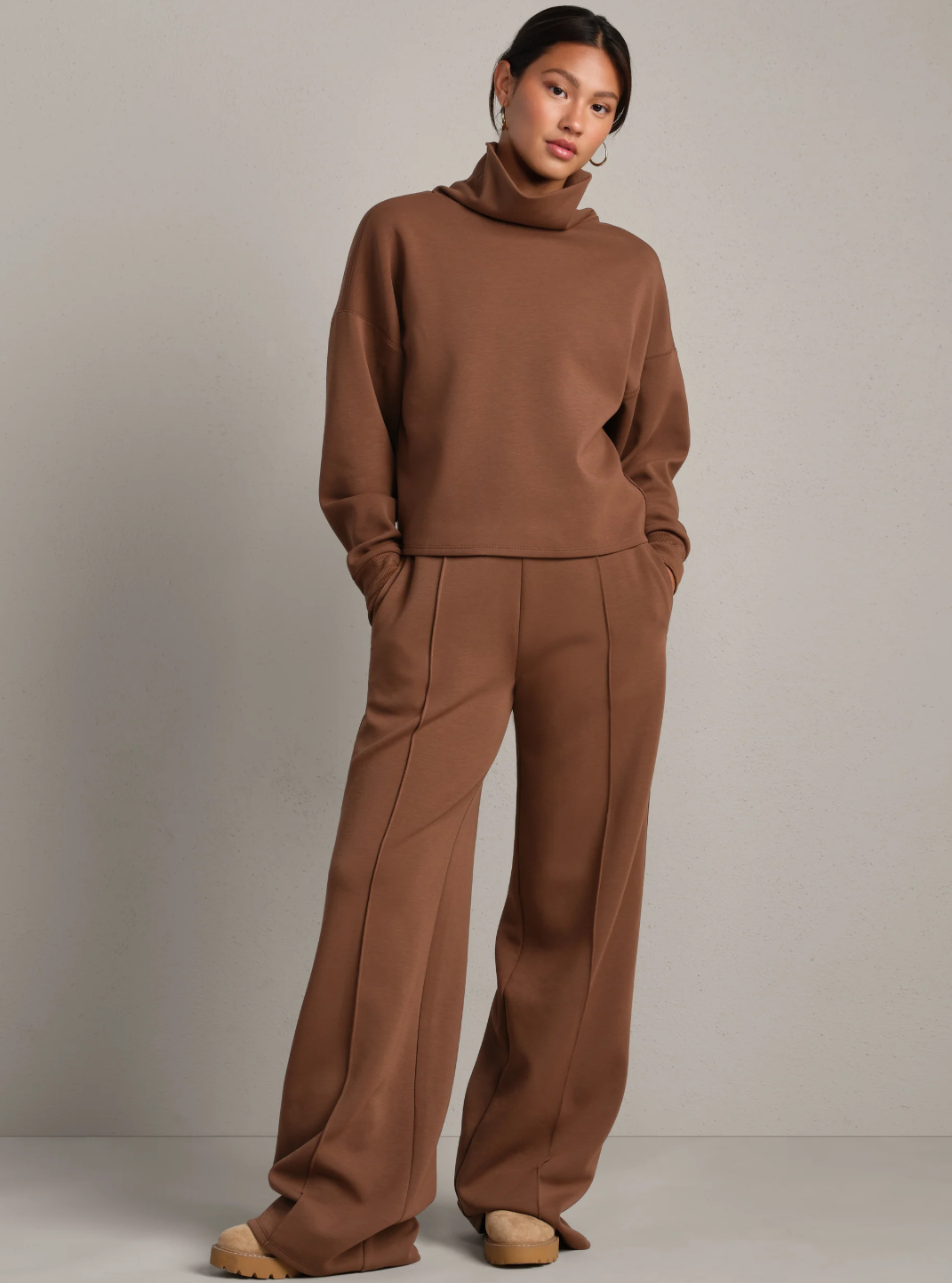 Rhone DreamGlow Mock Neck