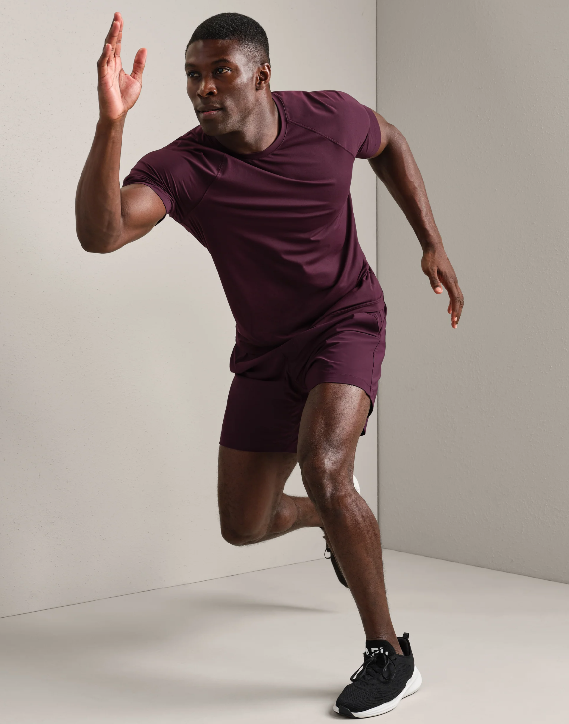 Rhone 7" Pursuit Short-Unlined