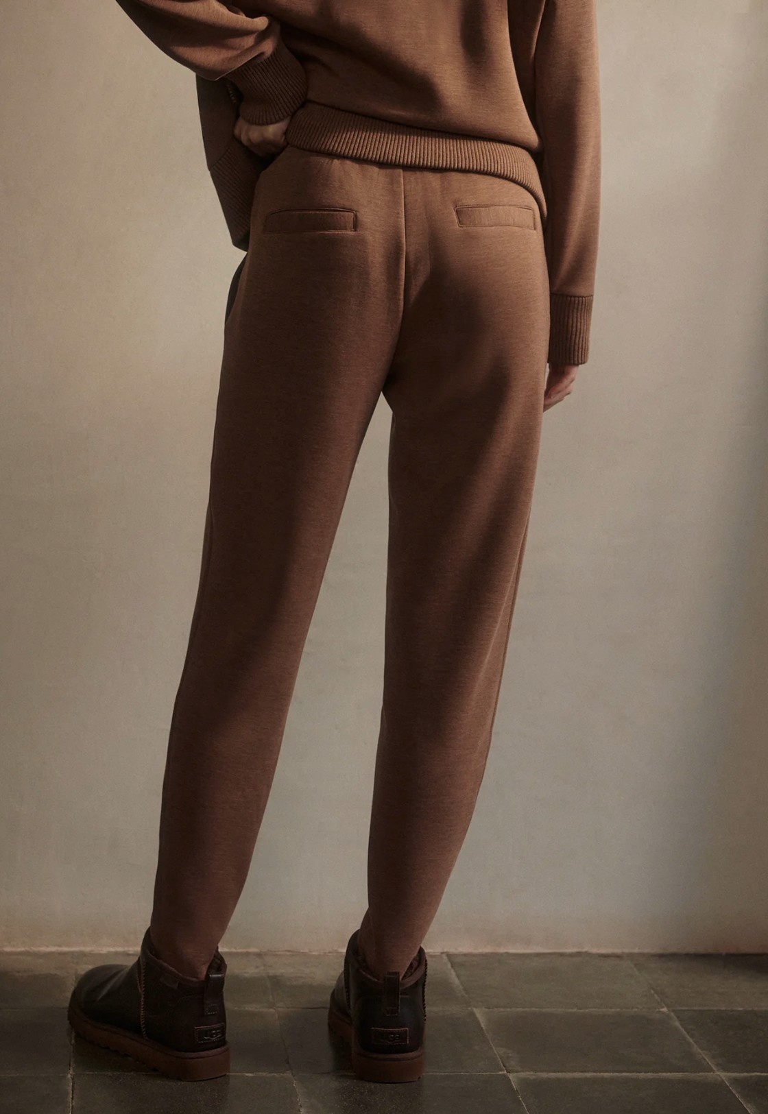 Varley The Slim Zip Hem Pant 26