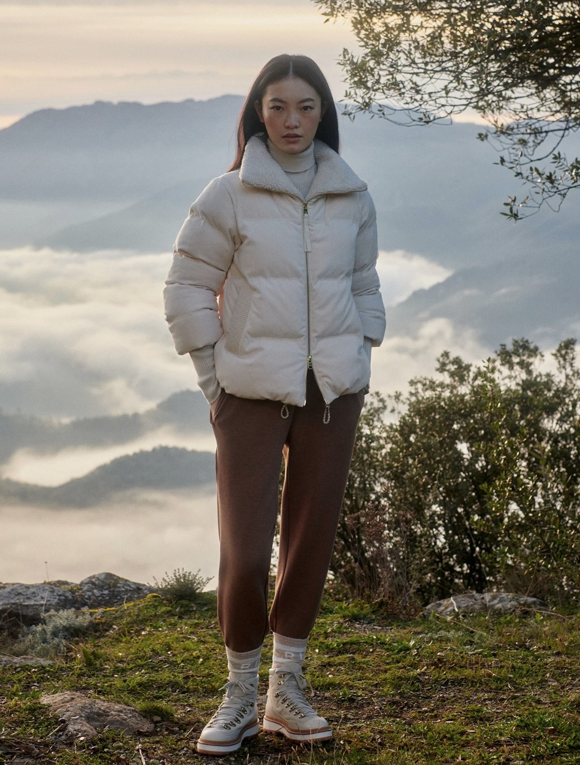 Varley Brackley Cord Puffer Jacket