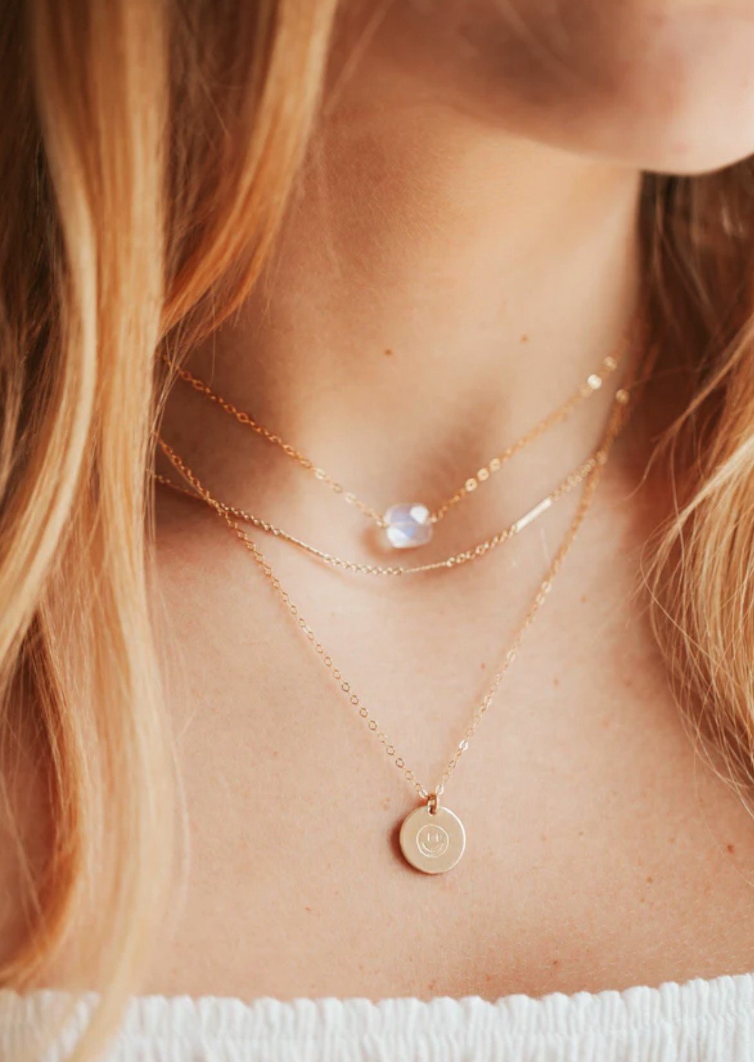 Hello Adorn Moonstone Cushion Necklace