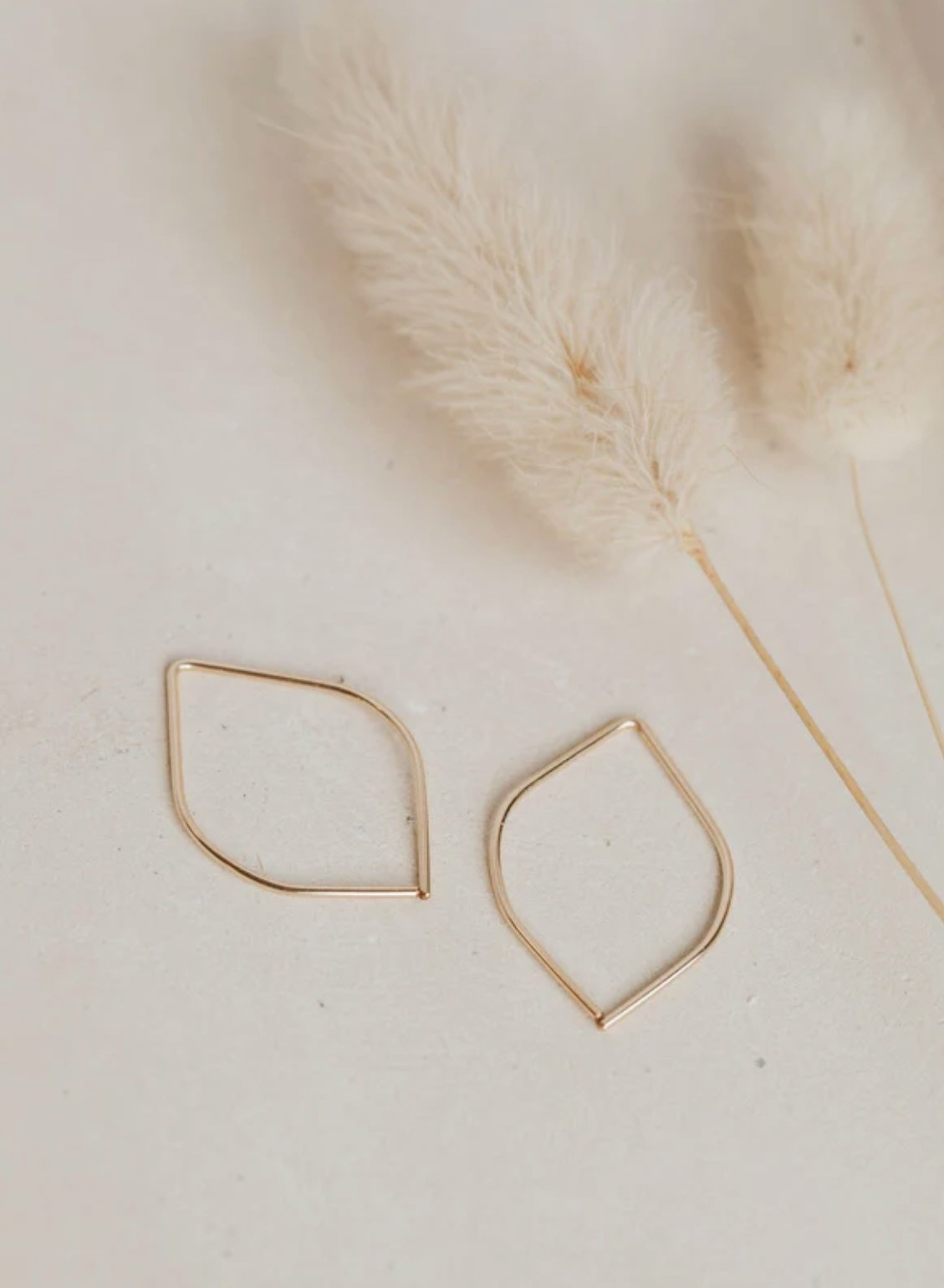 Hello Adorn Mini Petals