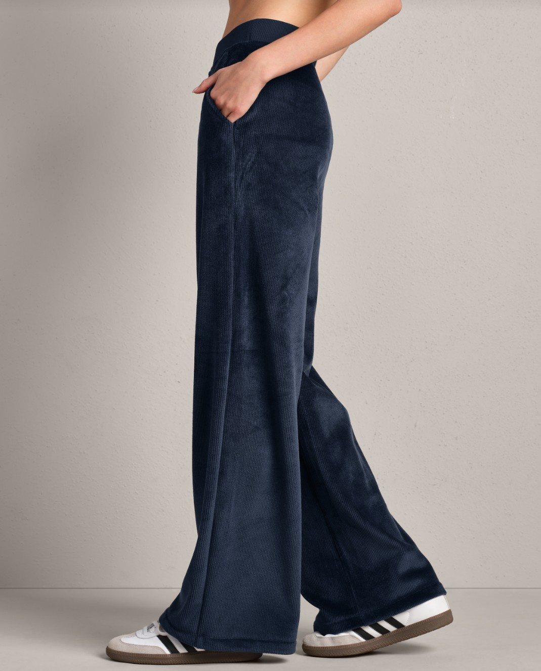 Rhone Plush Sweatpant