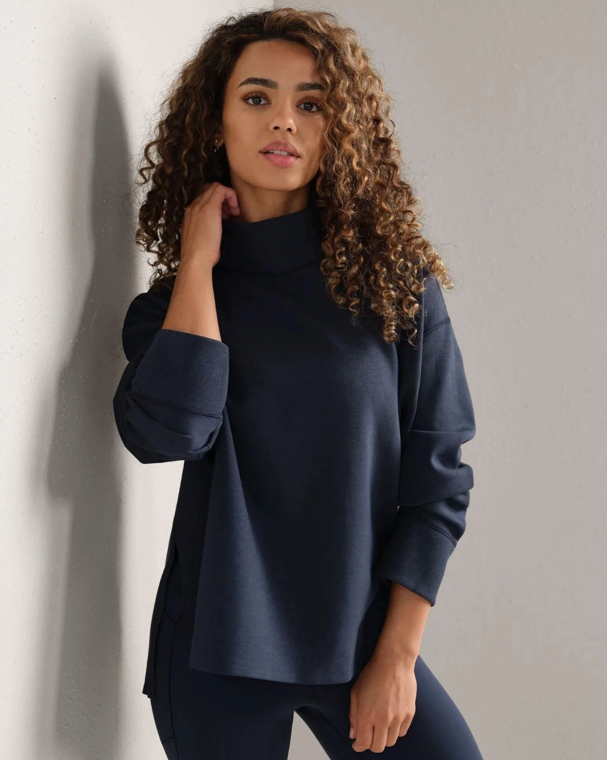 Rhone Dreamglow Mock Neck Pullover
