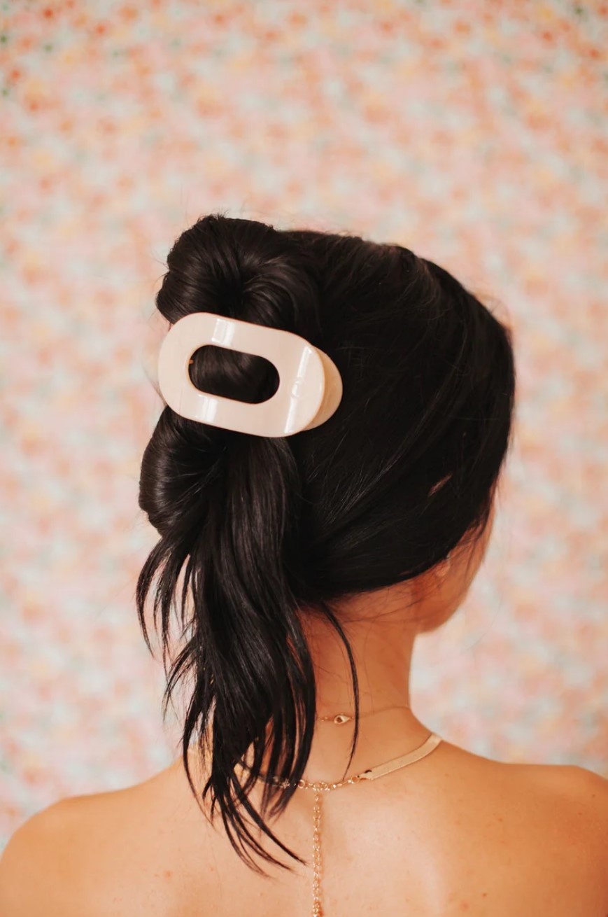 Teleties Medium Flat Round Hair Clip